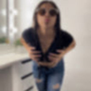 Meet your Posher, Lizzeth